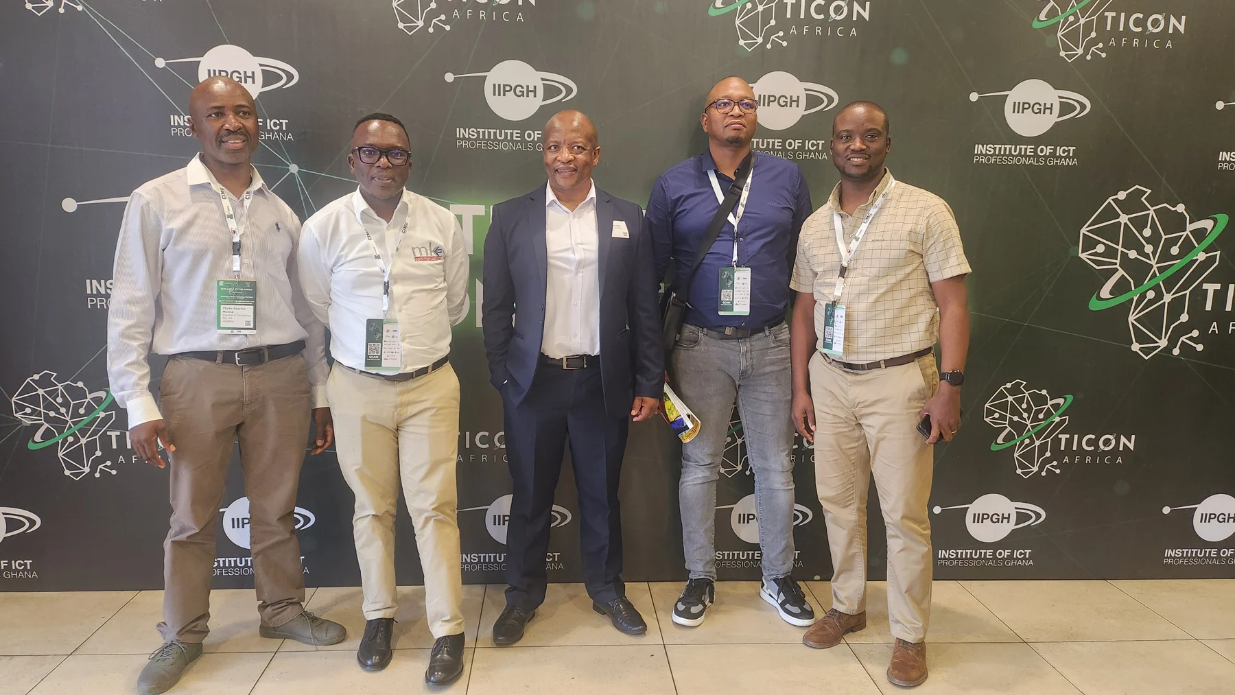 Khombelwayo with ICT delegates at TICON Africa